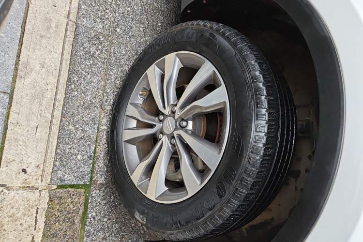 Used Geely Auto Emgrand X7 Sport 2016 1.8TD Automatic ZhiZun Version