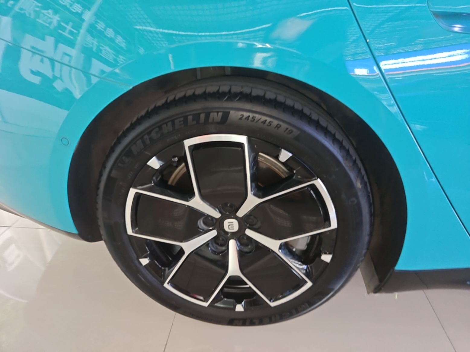 Xiaomi Auto SU7 2024 Rear-Drive Long-Range Intelligent Driving Version — снимка 11
