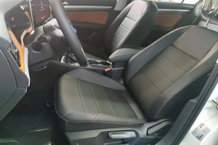 Used Volkswagen Bora 2026 200TSI DSG Yuexing Navigation Edition Left Front Seat