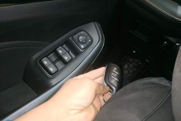 Used Roewe i5 2021 Revised Version 1.5L CVT Diamond Edition