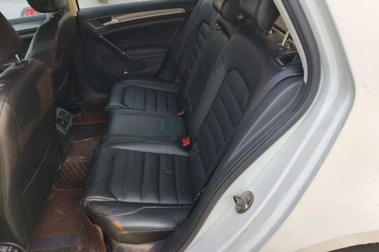 Used Volkswagen Golf 2015 1.4TSI Automatic Luxury Model