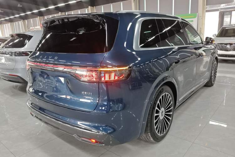 Used Hima AITO M8 2025 Extended-Range Ultra Version 53.4 kWh 5-Seater Edition Rear Right 45 Deg