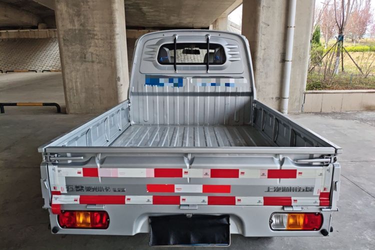 Used Wuling Rongguang Small Truck 2023 1.5L Double-Cab LAR Trunk