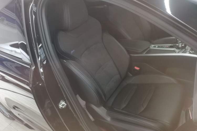 Used Geely Auto Preface 2024 2.0TD Qingyun Edition Right Front Seat