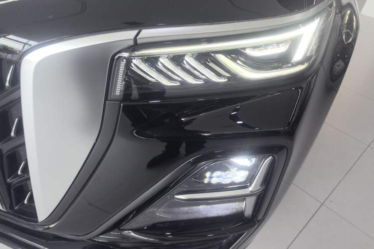 Used Hongqi HS5 2023 2.0T Qixiang Pro Edition