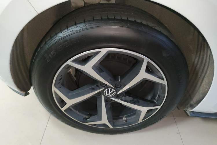 Used Volkswagen ID.3 2025 Smart Edition Ultra-Intelligent Version Right Rear Wheel Hub
