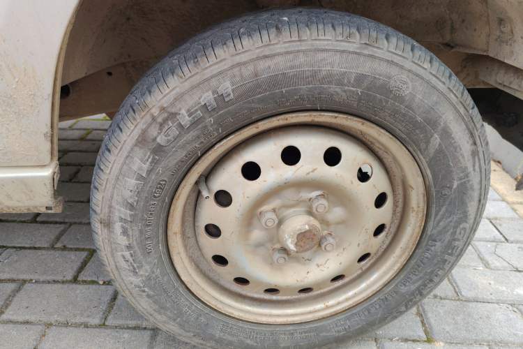 Used Wuling Zhiguang 2015 1.2L Practical LS-I Model