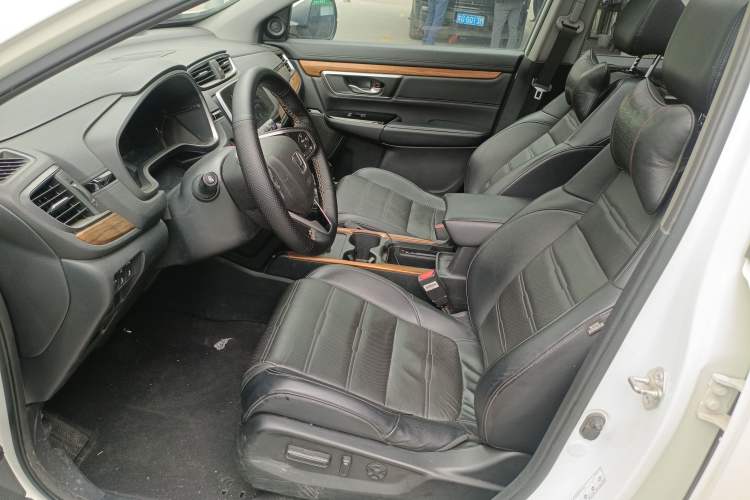 Used Honda CR-V 2021 240TURBO CVT 2WD Fashion Edition
