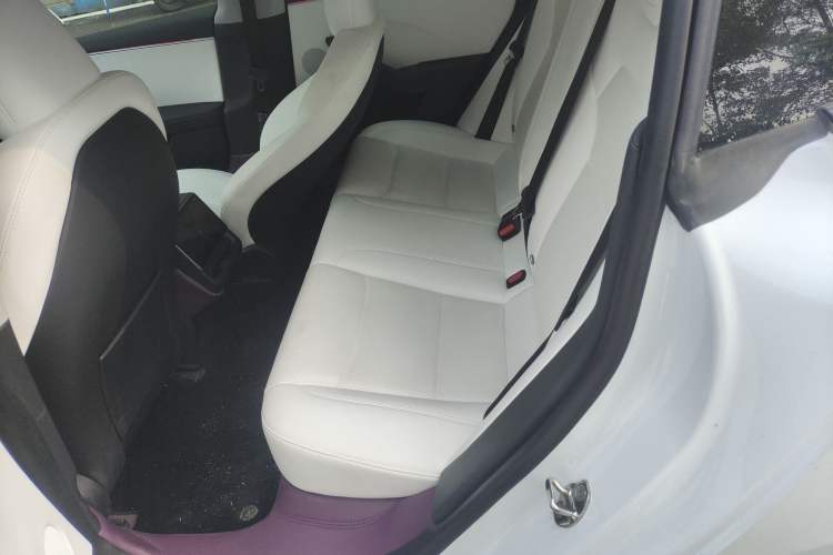 Used Tesla Model 3 2023 Rear-Wheel-Drive Version
