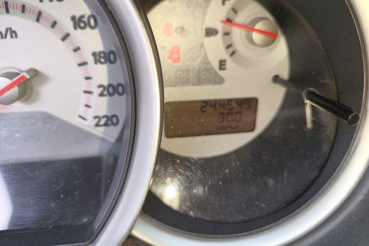 Used Nissan Tiida 2008 1.6L Manual Fashion Model
