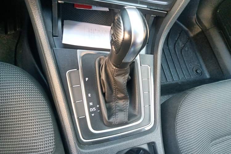 Used Volkswagen Golf 2019 1.6L Automatic Comfort Model China V Standard
