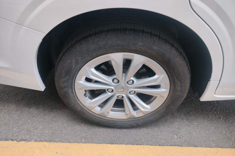 Used Wuling Jiachen 2022 1.5T Manual Comfort & Dynamic Version
