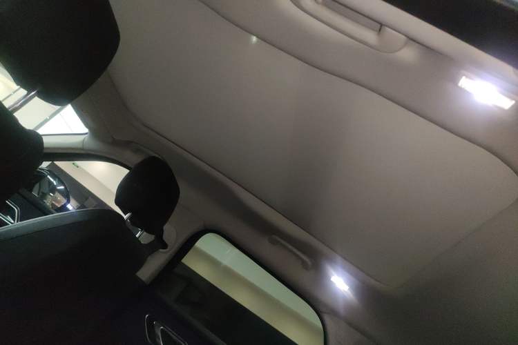 Used Land Rover Range Rover Velar 2024 S Model
