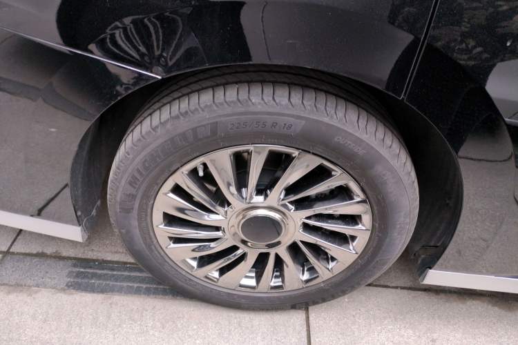 Used GAC Trumpchi M8 2023 Zongshi Series 400T Flagship Edition Exterior 5