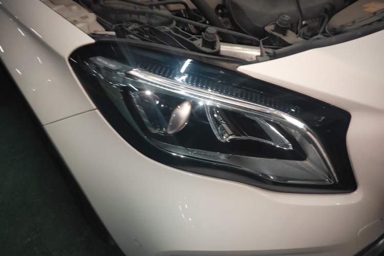 Used Mercedes-Benz GLA 2017 GLA 220 4MATIC Fashion Model