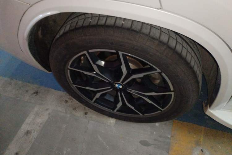 Used BMW X3 2022 Restyled xDrive25i M Sport Package Right Rear Wheel Hub