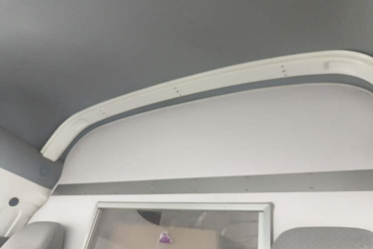 Used King Long Golden Way 2018 2.0L Van Series 4G20 Headliner