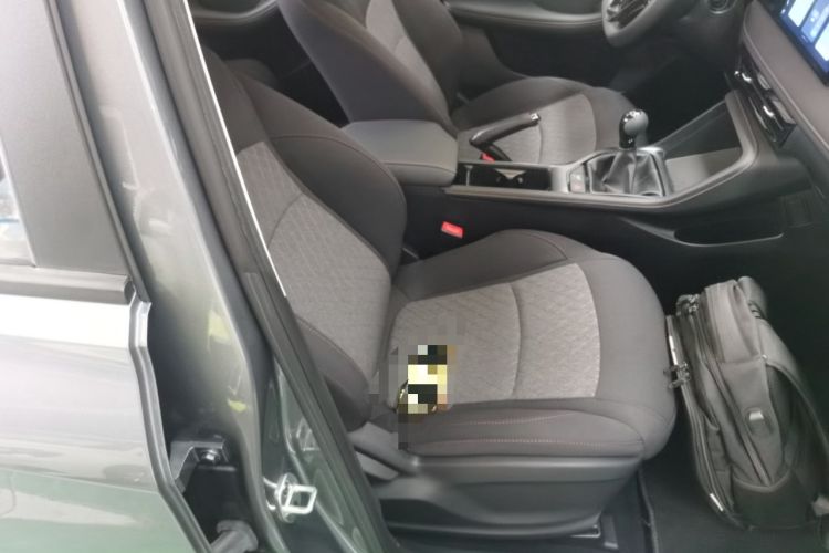 Used Roewe i5 2023 1.5L Manual Comfort Edition Right Front Seat