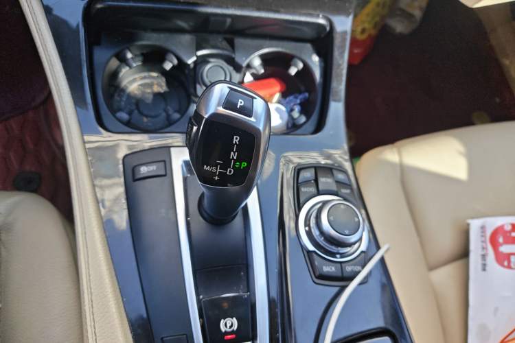 Used BMW 5 Series 2012 523Li Leading Model