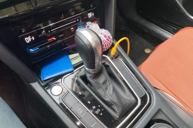 Used Volkswagen Magotan 2023 2 Million Units Commemorative Edition 330TSI DSG Luxury Version
