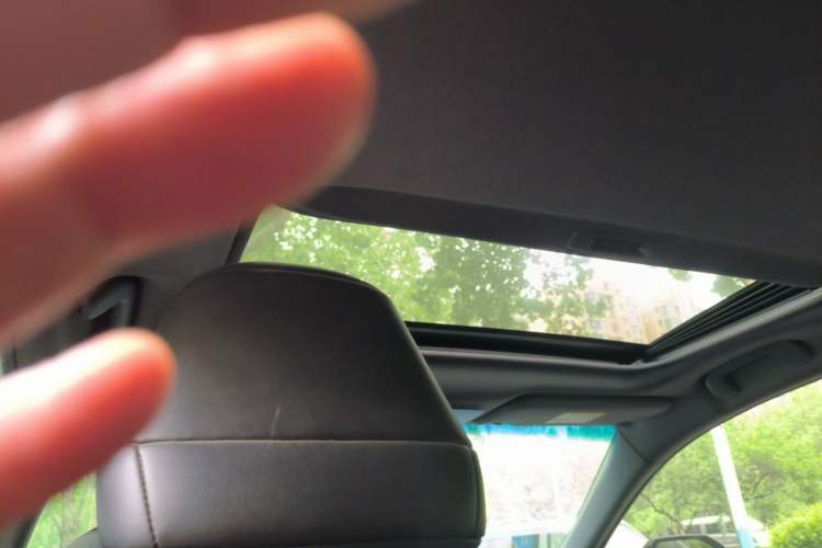 Used Toyota Avalon 2019 2.0L XLE Premium Edition China VI