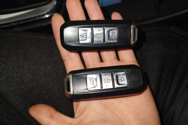 Used Baojun 560 2015 1.8L manual luxury version