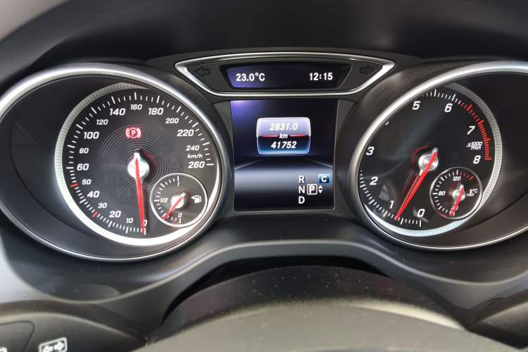 Used Mercedes-Benz GLA 2019 GLA 200 Dynamic Edition Instrument Cluster