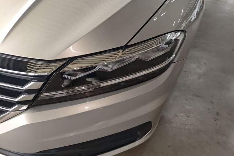 Used Volkswagen Lavida 2019 1.5L Automatic Fashion Edition China VI Left Front Headlight