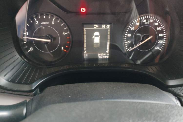 Used JMC Yuhu 7 2023 2.0T Automatic Diesel 4x4 Comfort Plus Long Wheelbase Odometer Close Up