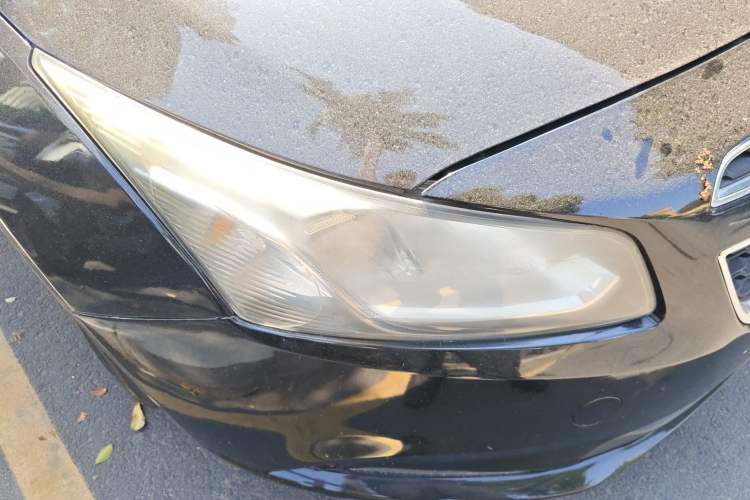 Used Chevrolet Cruze 2015 1.5L Classic SE MT Right Front Headlight