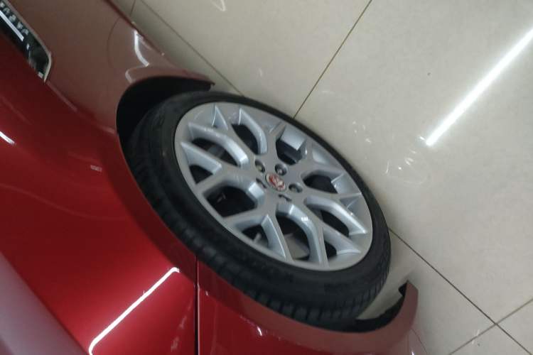 Used Jaguar F-TYPE 2016 3.0 SC Hardtop Version
