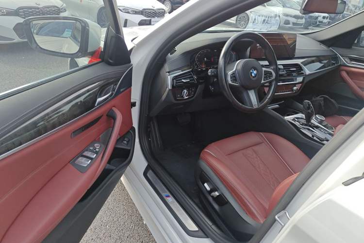 Used BMW 5 Series 2022 Restyled 525Li M Sport Package
