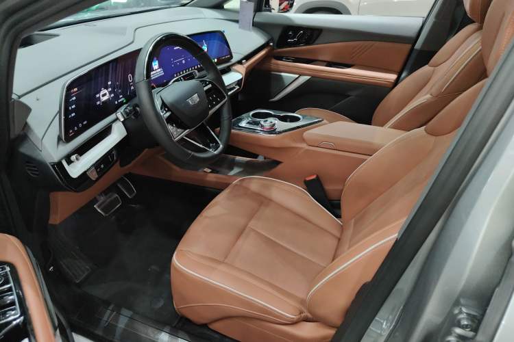 Used Cadillac OPTIQ 2024 Four-Wheel Drive Long-Range Version
