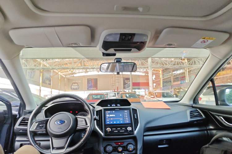 Used Subaru XV 2018 2.0i All-Wheel-Drive Elite Edition Headliner