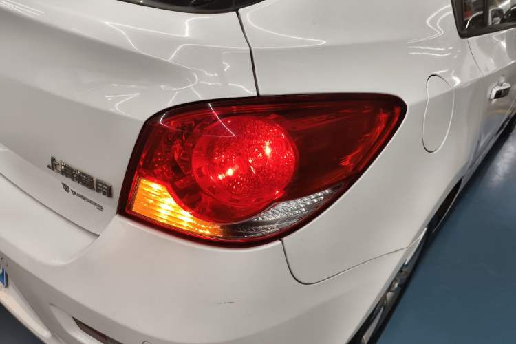 Used Chevrolet Cruze 2013 Hatchback 1.6L Manual Luxury Model