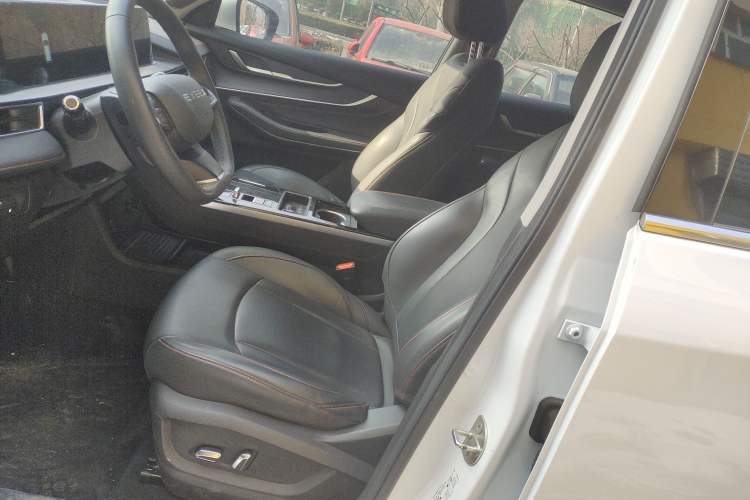 Used EXEED Zhuifeng C-DM 2022 1.5 TCI-DHT 105 km "Chengfeng Qi" Edition