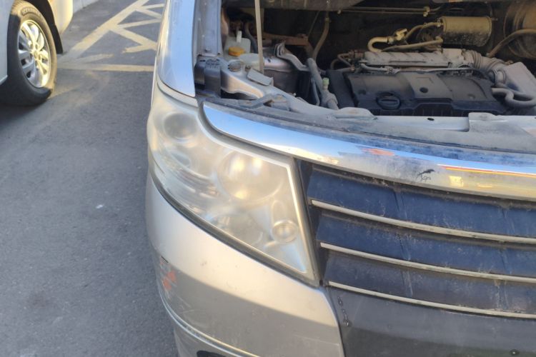 Used Dongfeng Shuaike 2011 1.6L Manual Luxury 7-Seater