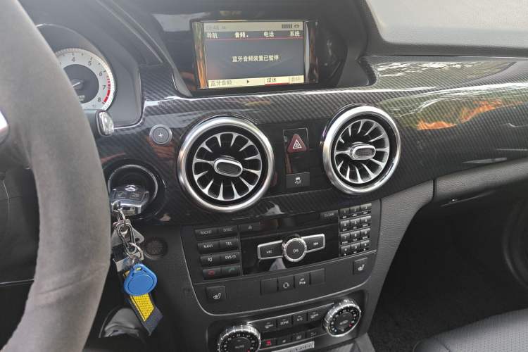 Used Mercedes-Benz GLK-Class 2013 GLK 300 4MATIC Dynamic Sunroof Model
