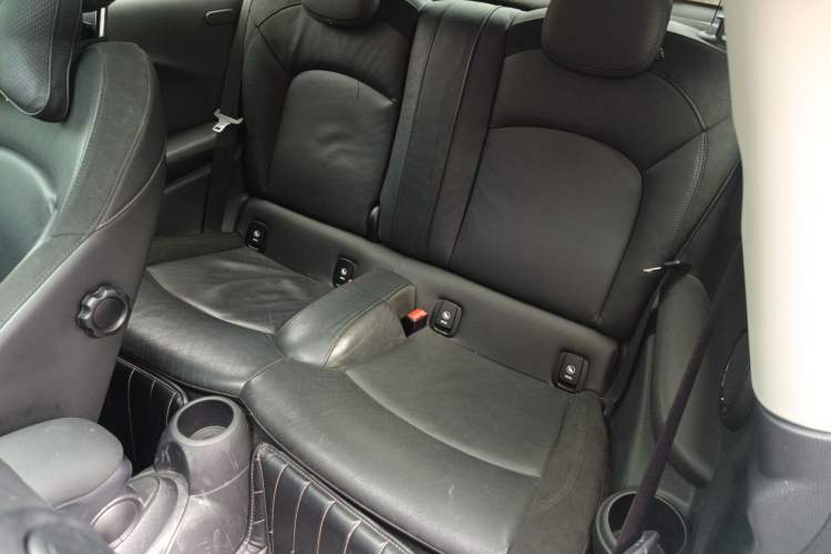 Used MINI MINI 2019 1.5T COOPER Artist