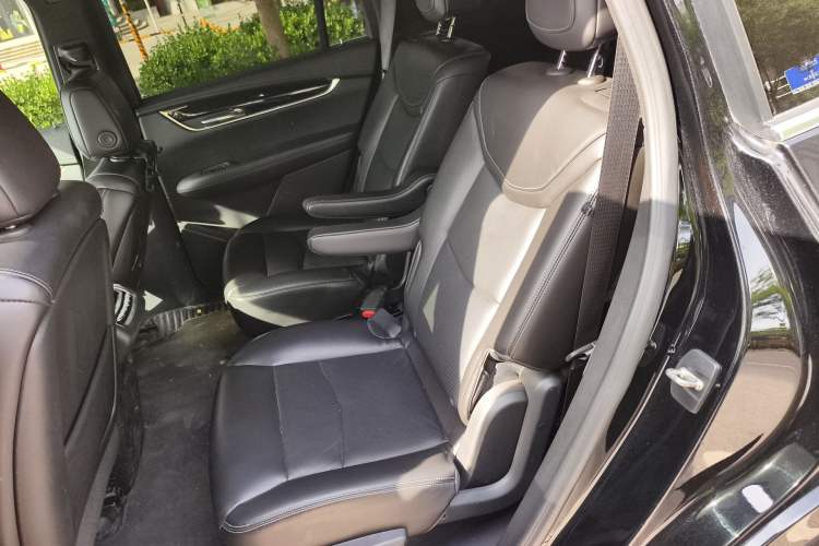 Used Cadillac XT6 2021 28T Six-Seater Luxury Version
