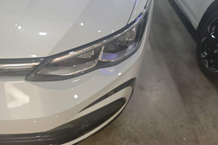 Used Volkswagen Golf 2023 Facelift 280TSI DSG R-Line Lite