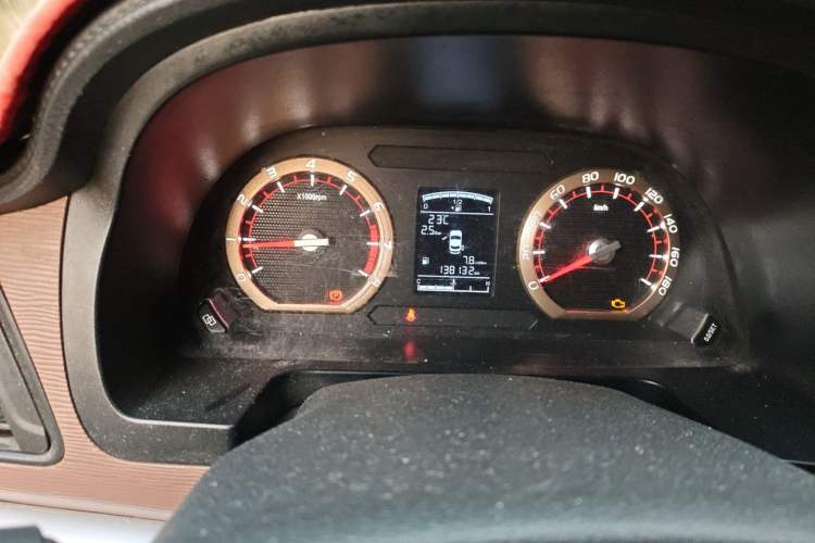 Used FORTHING Lingzhi 2020 M5L 1.6L Base Model 7 Seats
