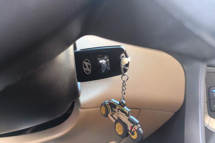 Used Hyundai Elantra (5th Generation / Langdong) 2012 1.6L Automatic Fashion Edition