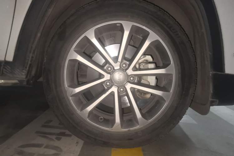 Used Jeep Grand Commander 2018 2.0T Four-Wheel Drive Premium Navigation Version China V