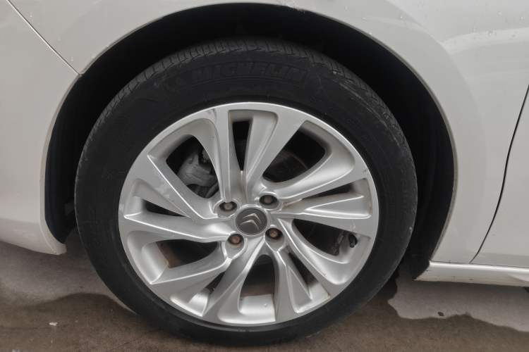 Used Citroen C4L 2014 1.6THP Intelligent Drive Automatic Dynamic Model
