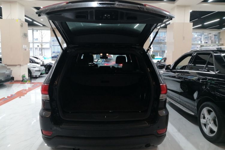 Used Jeep Grand Cherokee 2020 3.0L Professional Navigation Edition