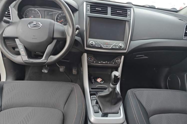 Used Land X5 2016 Plus 1.5T Manual Enjoyment Edition
