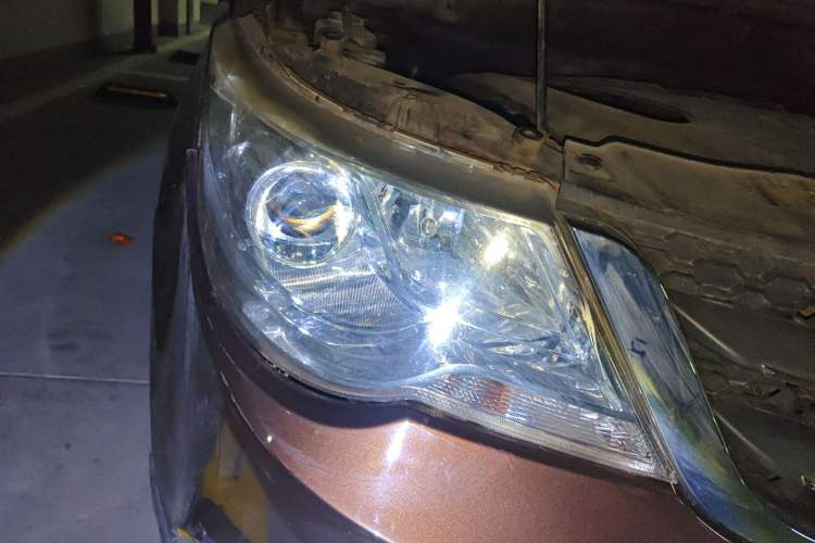 Used Baojun 730 2015 1.8L Manual Luxury Navigation ESP Version 7-seater
