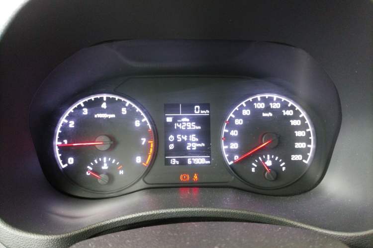 Used Hyundai Verna (new generation) 2016 1.4L Manual Cool Edition GLS Instrument Cluster
