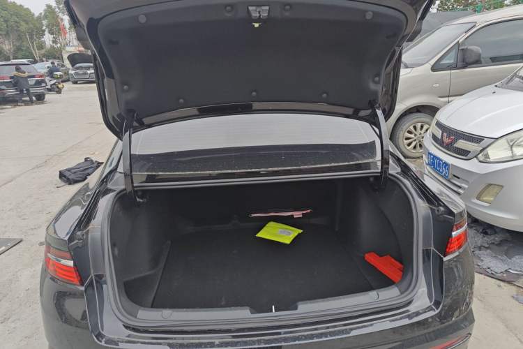 Used Geely Auto Preface 2023 1.5TD Fuyao Version
